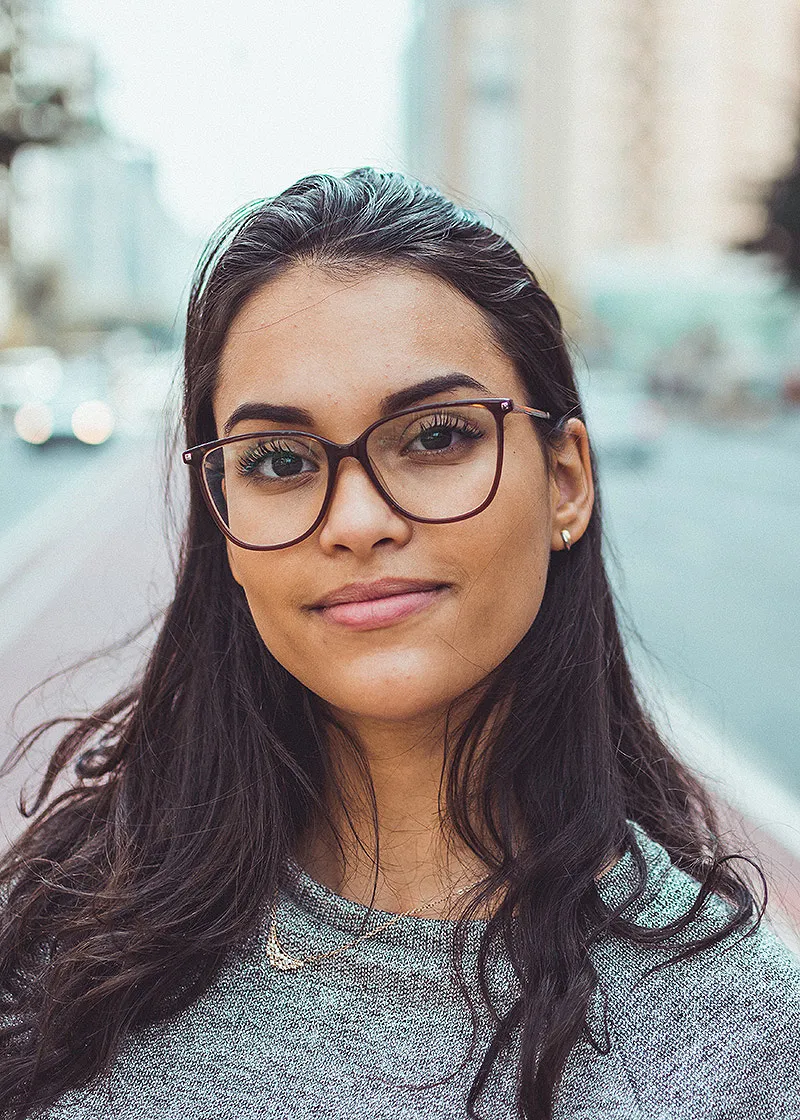 Susy - SyncLove: Elevate Your Dating Game with the Heart-Striking Landing Page Template